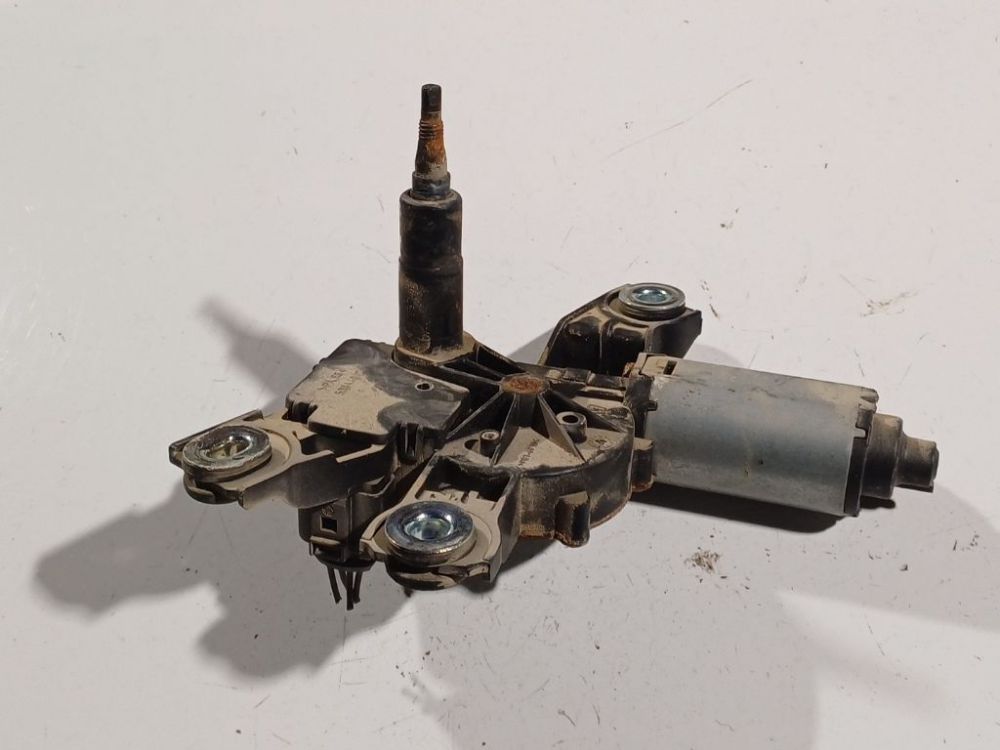 53032812 Volkswagen Passat 2006 Scheibenwischermotor Hinten