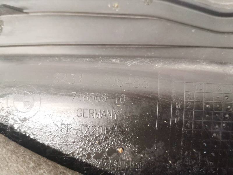 64319206486 BMW 3-Series 2012 Wiper Muolding - FRONT - Thumbnail 3