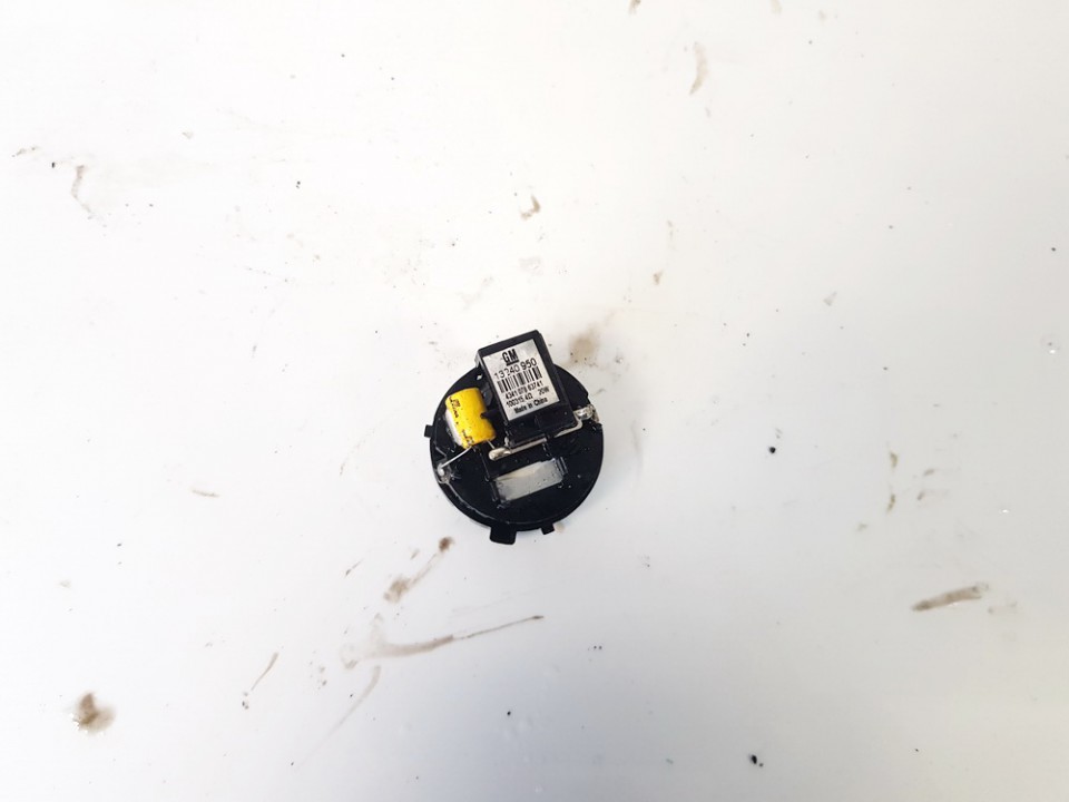 13240950 Opel Astra 2013 Garso kolonele - Thumbnail 2