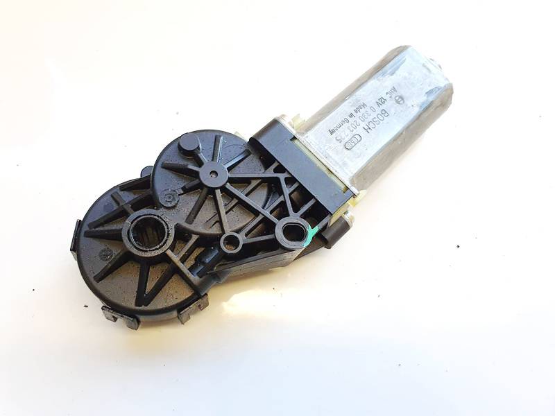 0390203225 Volkswagen Golf 1998 Seat Motor Regulator - FRONT RIGHT - Thumbnail 3