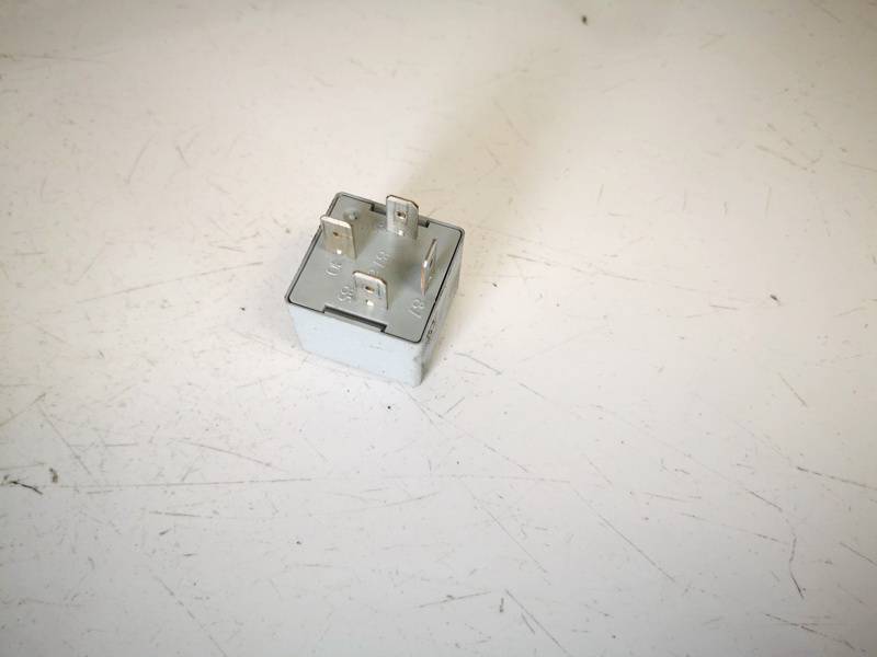 141951253B Skoda Octavia 2004 Relay module - Thumbnail 3