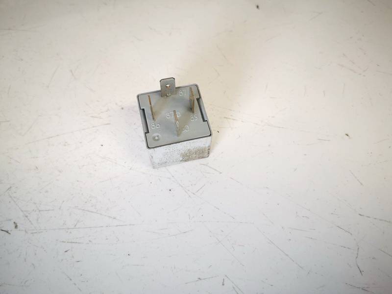 141951253B Skoda Octavia 2004 Relay module - Thumbnail 2