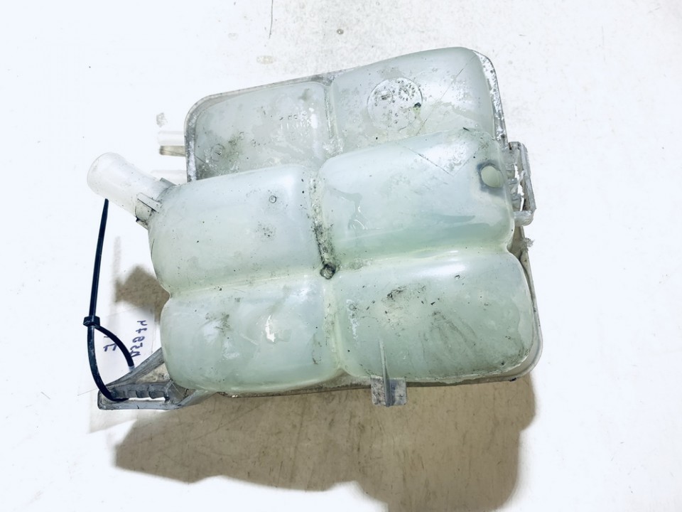 3M5H8K218AJ Mazda 3 2006 Expansion Tank coolant (RADIATOR EXPANSION TANK BOTTLE ) - Thumbnail 2