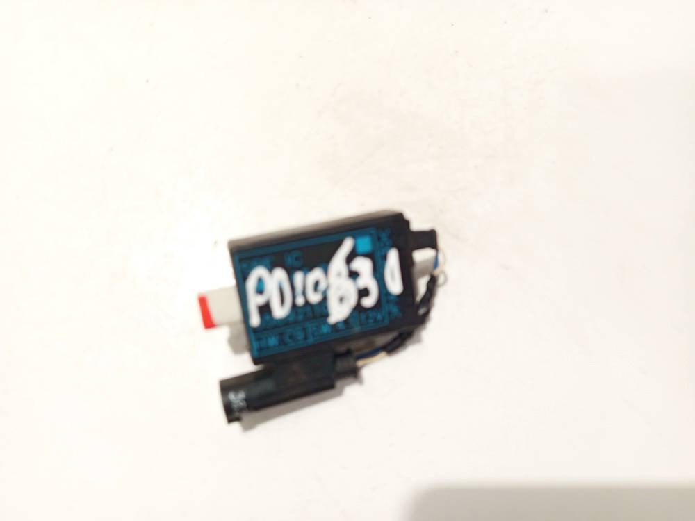 55892110 BMW 3-Series 2002 Другие компьютеры