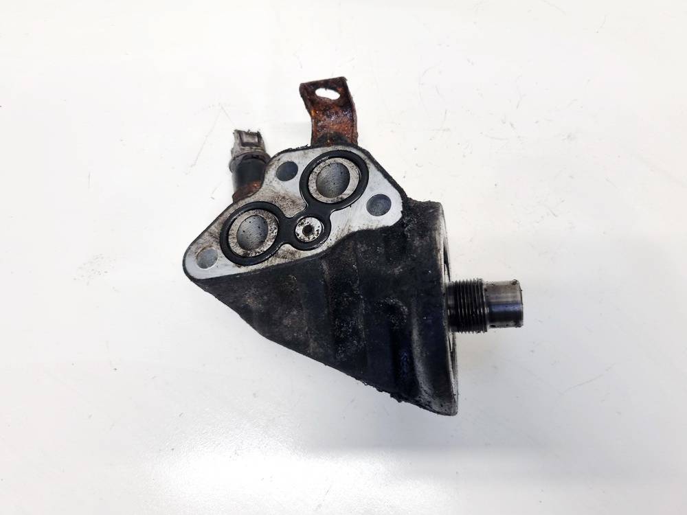 Toyota Avensis 2005 Uchwyt filtra oleju