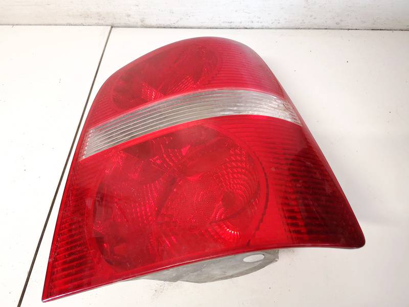 1T0945096C Volkswagen Touran 2005 Фонарь задний наружный правый