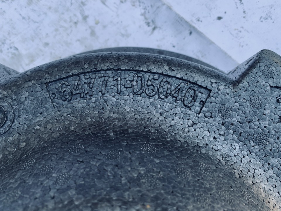 6477105040 Toyota Avensis 2005 Tool kit - Thumbnail 3