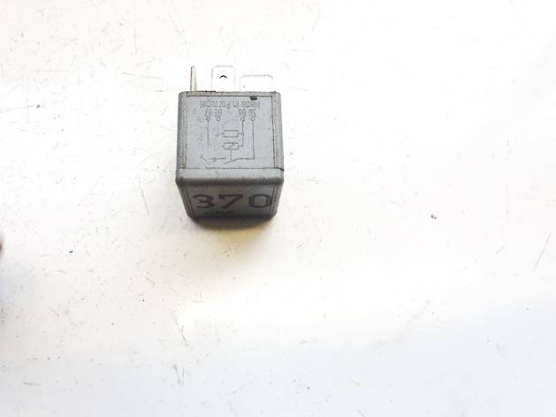 8D0951253A Volkswagen Passat 2001 RELÉ PARA AUTOMÓVIL - Thumbnail 2