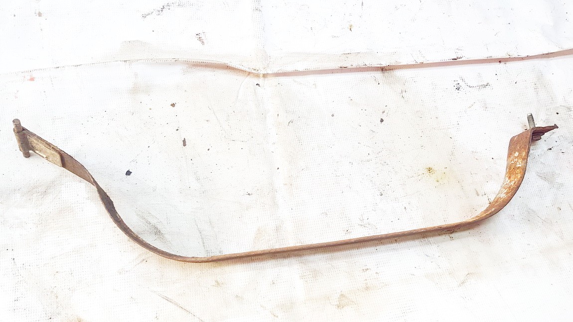 Opel Astra 2013 Fuel tank holder