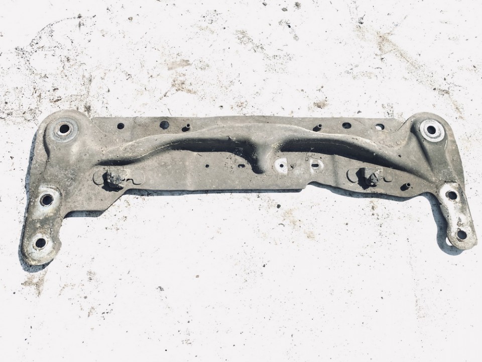 Mercedes-Benz Citan 2018 Priekšējais šķērsnis