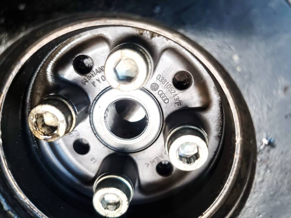 038105243F Volkswagen Passat 2005 Crankshaft Belt Pulley - Thumbnail 4