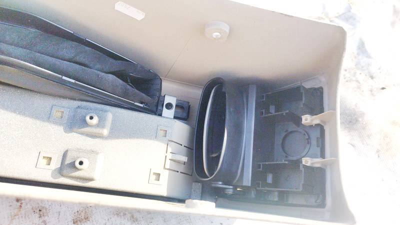 Audi 100 1994 Dash Vent (Air Vent Grille) - Thumbnail 3