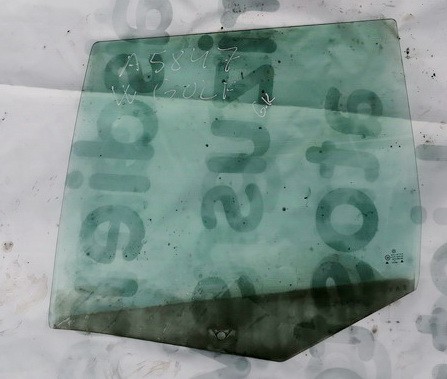 Volkswagen Golf 1999 Door-Drop Glass - REAR LEFT