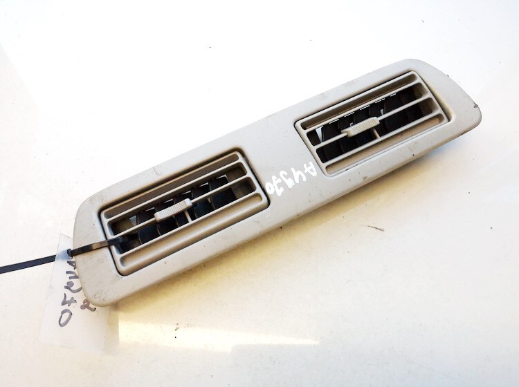 LC7361810 Mazda MPV 2003 Dash Vent (Air Vent Grille)