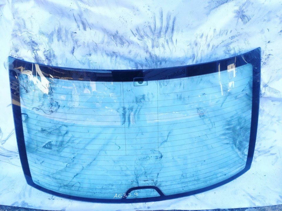 BMW 5-Series 1996 Szyba - TYLNE