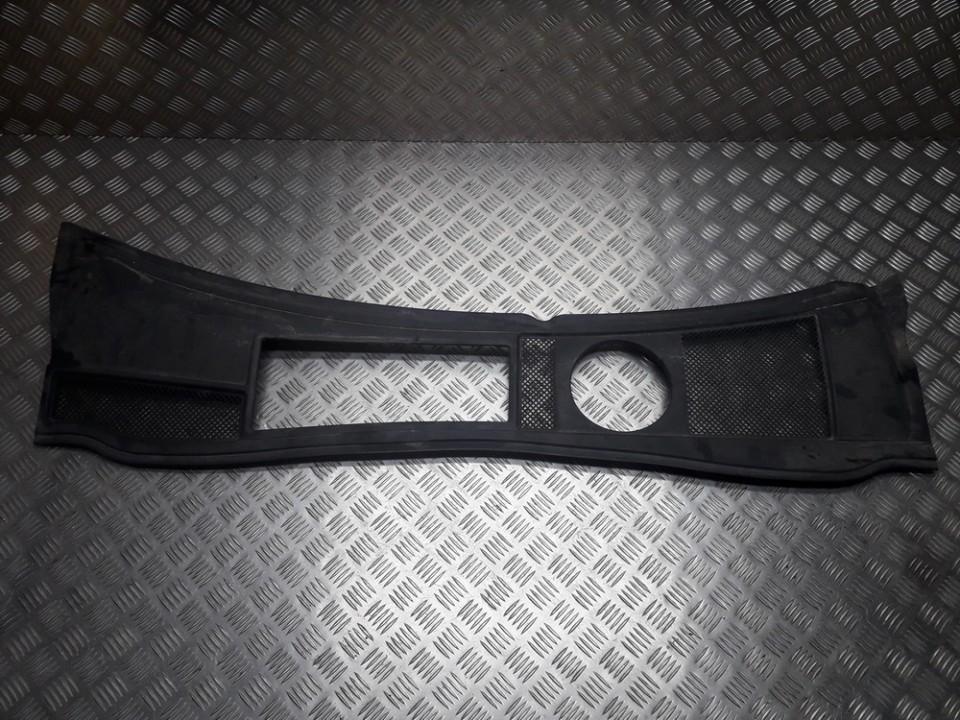 4B1819417B Audi A6 1998 Wiper Muolding - FRONT