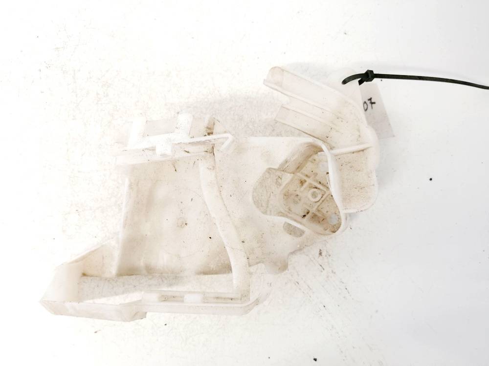 3C0837867B Volkswagen Passat 2008 Citi turētāji