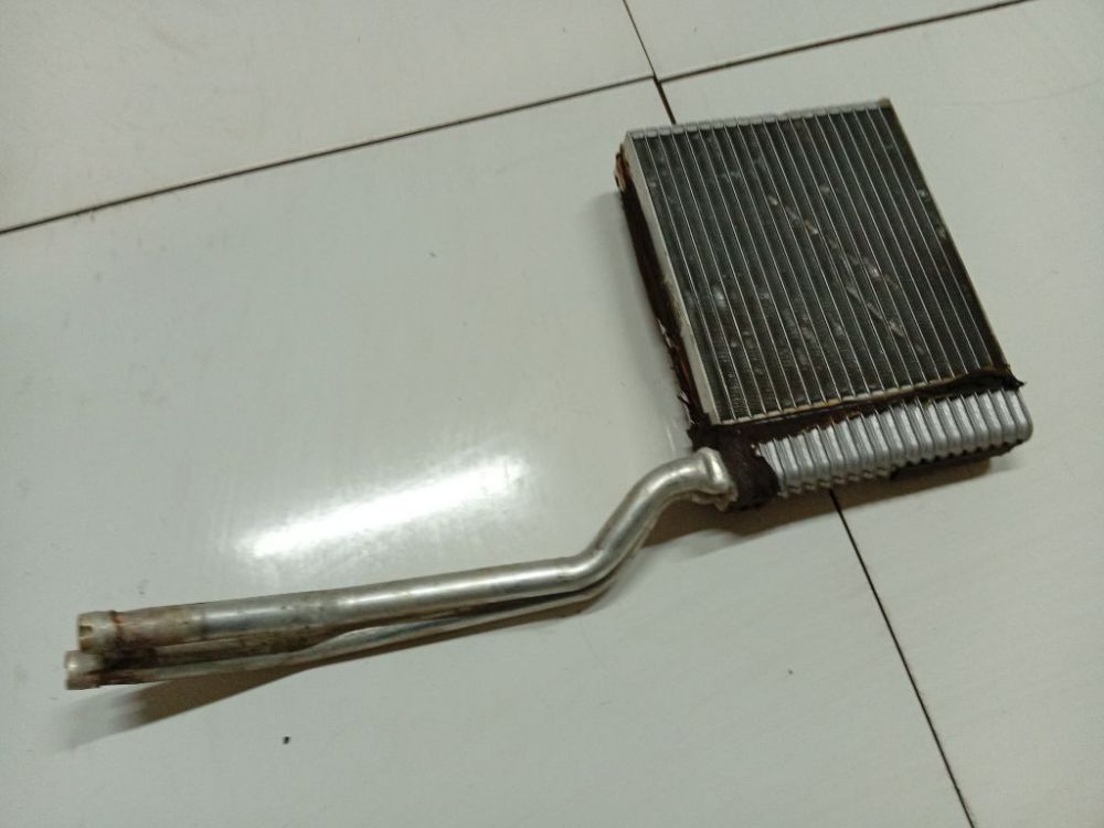 VP3M5H18476EA Ford C-MAX 2007 Heater radiator (heater matrix)