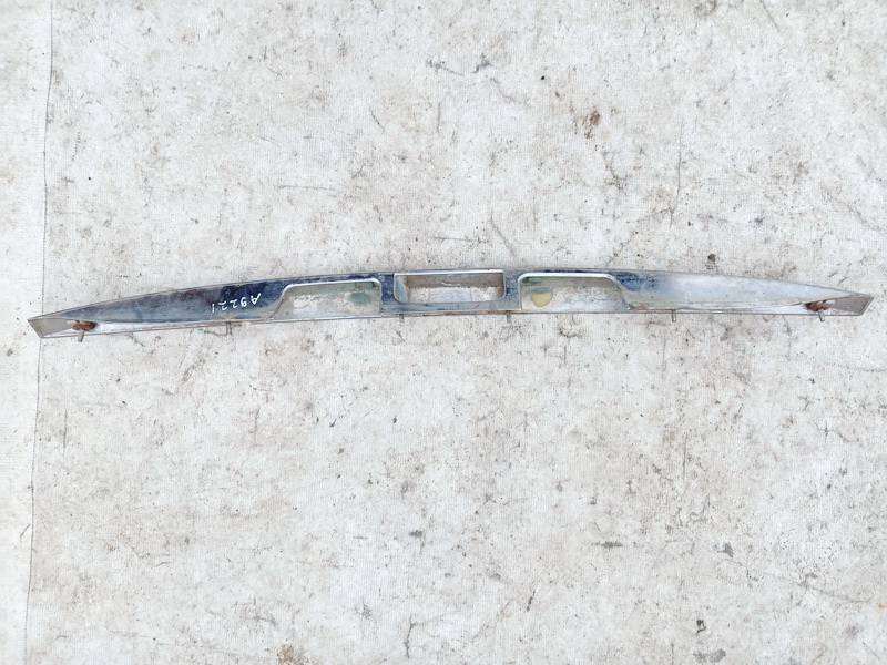 645271580 Peugeot 407 2005 Door handle tailgate boot trim strip cover - REAR