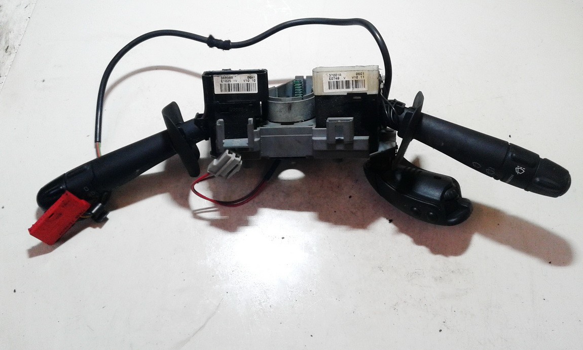 54034960A Renault Scenic 2001 Переключатель подрулевой в сборе - Thumbnail 2