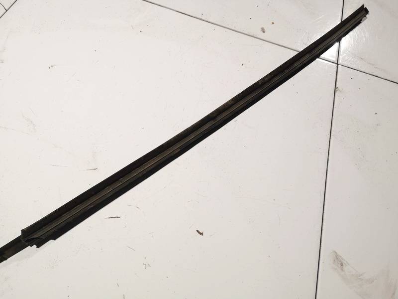 Opel Astra 1998 Durvju ārējais molding - PRIEKŠA PA KREISI - Thumbnail 2