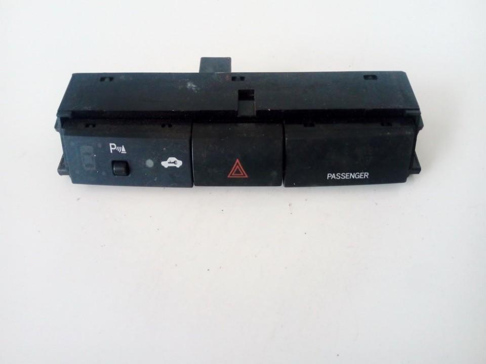 153965 used Hazard switch Toyota Corolla Verso 2009 2.2L EIS00854841