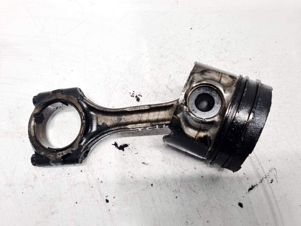 Toyota Corolla Verso 2005 Piston and Conrod (Connecting rod)