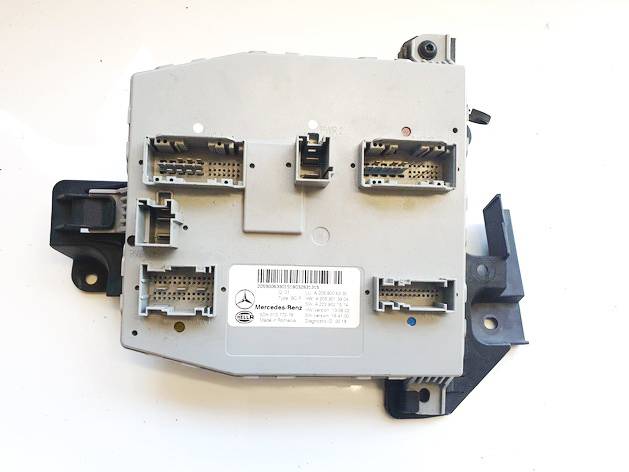 A2059006330 Mercedes-Benz C-CLASS 2015 Komforta bloks