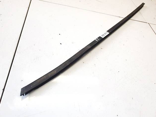 Renault Espace 1993 Glass Trim Molding-weatherstripping - FRONT LEFT