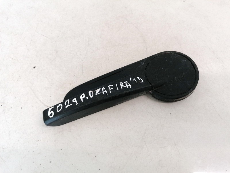 13290302 Opel Astra 2013 Interior trim