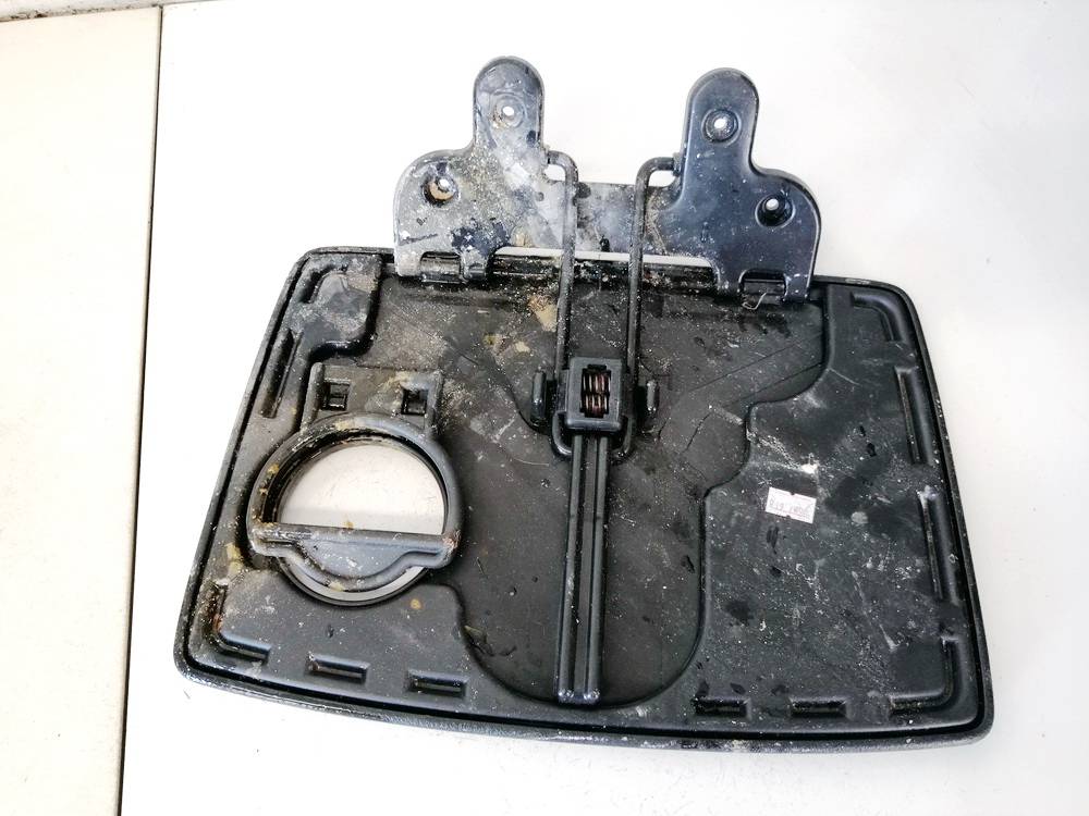 Audi A4 2002 Salona apdare (plastmasas) - Thumbnail 2