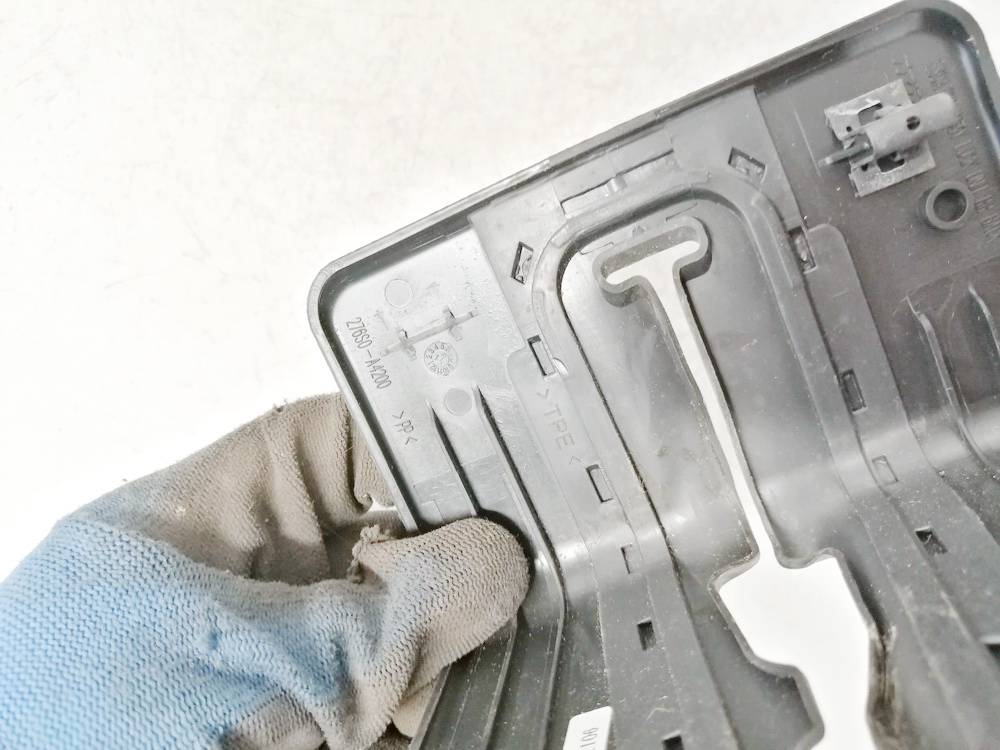 276S0A4200 Hyundai i30 2008 garniture intérieure - Thumbnail 3