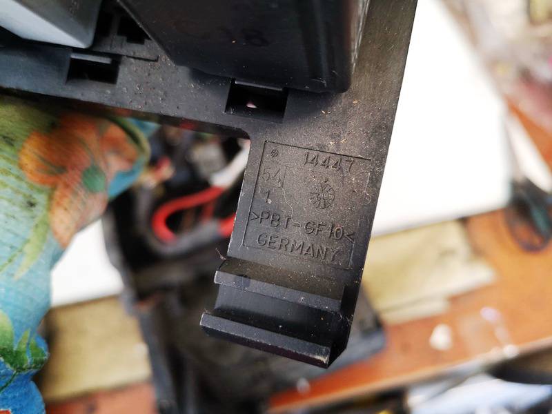 14447 Ford Galaxy 2002 Drošinātāju kārba - Thumbnail 3