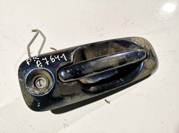 ASSY0RP71TRMAC Chrysler Voyager 2002 Zewnętrzna klamka drzwi - PRZEDNIE LEWE