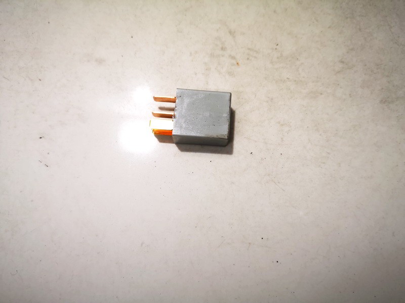 952252D000 Kia Ceed 2009 Przekaźnik - Thumbnail 3