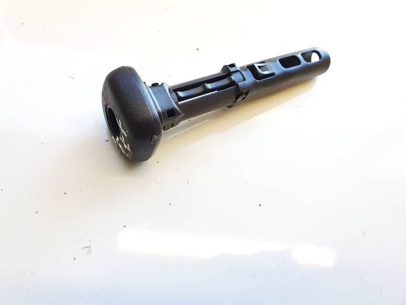 Mitsubishi Outlander 2006 PLASTICOS-Otros repuestos del interior