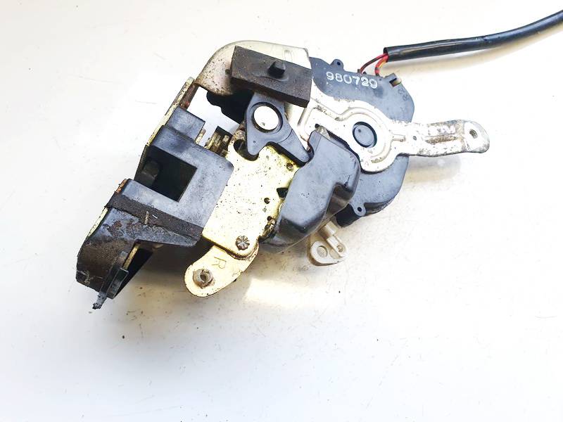 980801 Mazda 626 1998 Cerradura de puerta - TRASERO DERECHO - Thumbnail 3