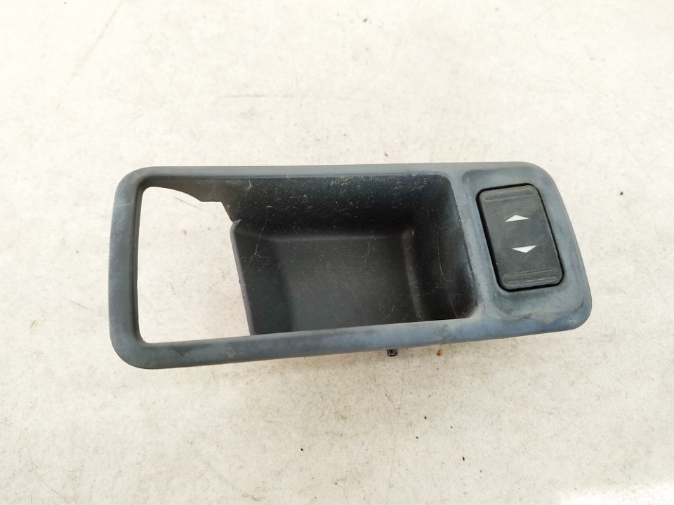 3M51226A37ADW Ford Focus 2006 Loga vadības poga (loga pacēlāja pogas) - Thumbnail 2