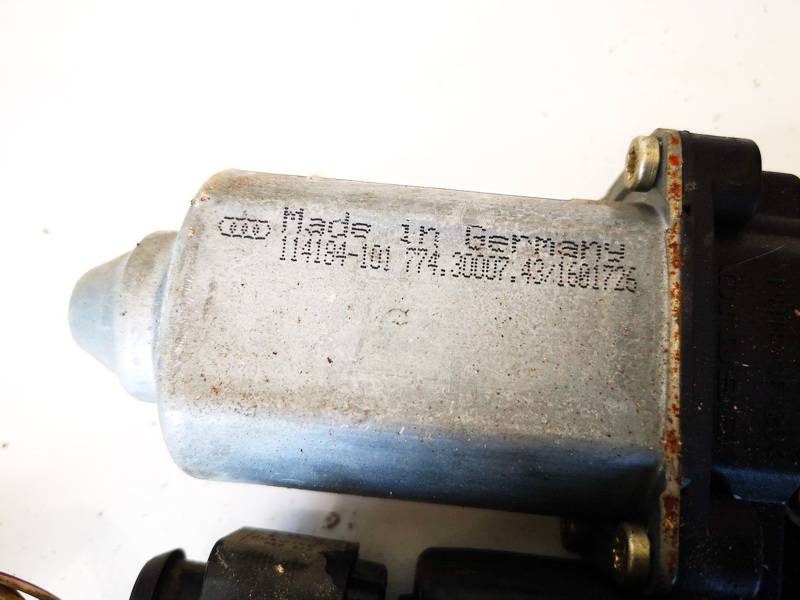 114184101 Audi A4 1997 Window Motor - FRONT RIGHT - Thumbnail 3