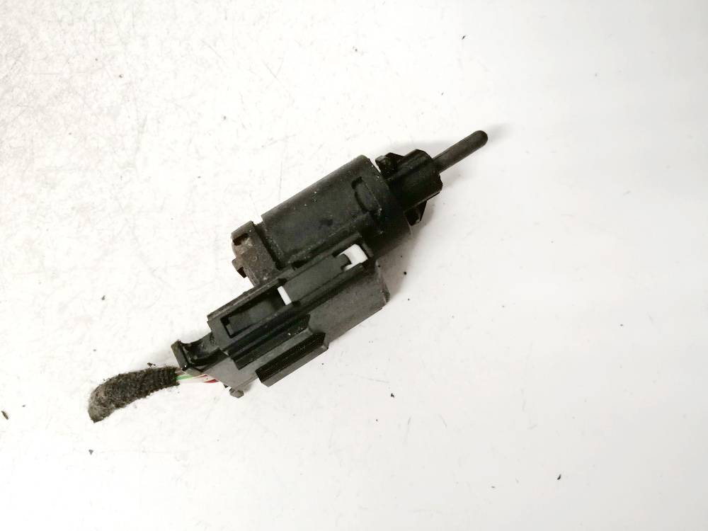 3B0945511C Seat Altea 2005 Czujnik świateł hamulca (przekaźnik-klakson) - Thumbnail 3