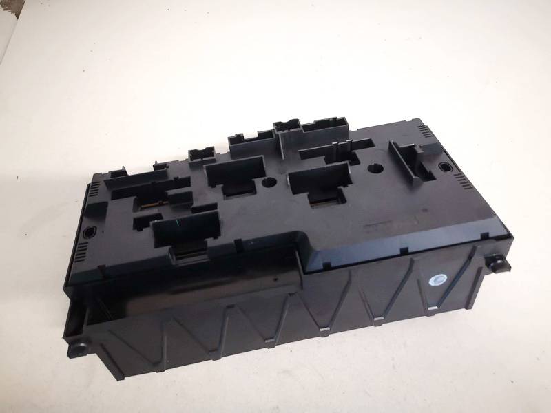 923442101 BMW 5-Series 2010 Fuse box - Thumbnail 3