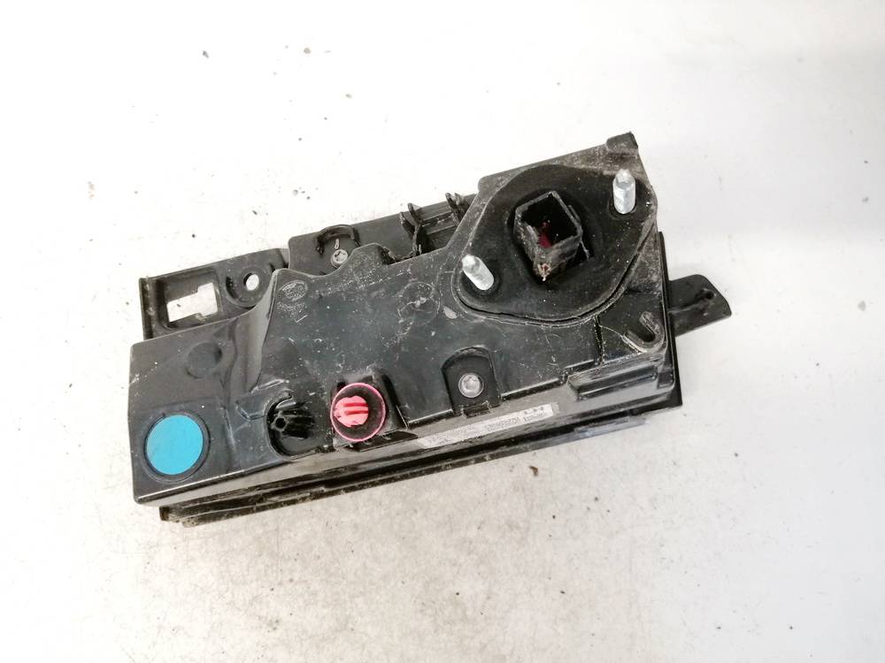 K8D213A421AC Land-Rover Evoque 2020 Takaluukun valo - TAKANA VASEMMALLA - Thumbnail 2