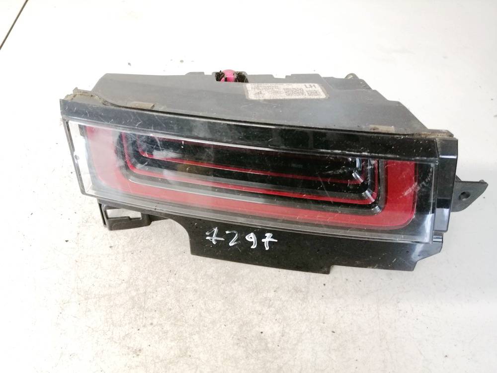 K8D213A421AC Land-Rover Evoque 2020 Takaluukun valo - TAKANA VASEMMALLA