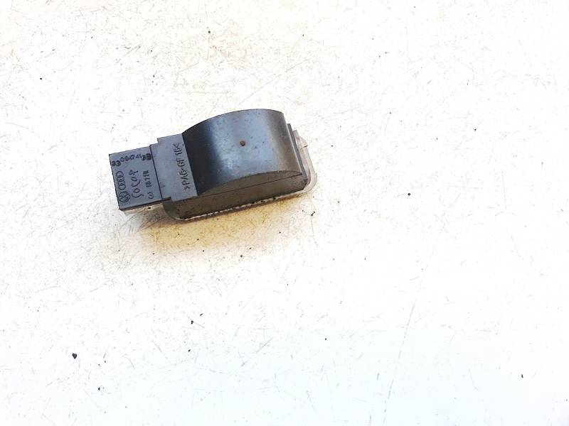 3B0947415B Volkswagen Passat 2003 Interior lighting - Thumbnail 3