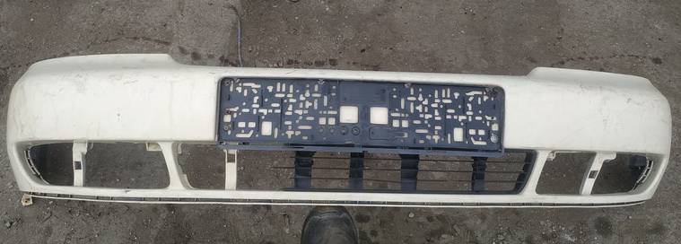 GELTONAS Audi 1995 Bampers - PRIEKŠ