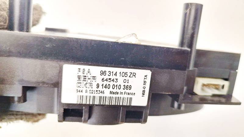 96314105ZR Citroen Xsara Picasso 2000 Climate Control Panel (heater control switches) - Thumbnail 3