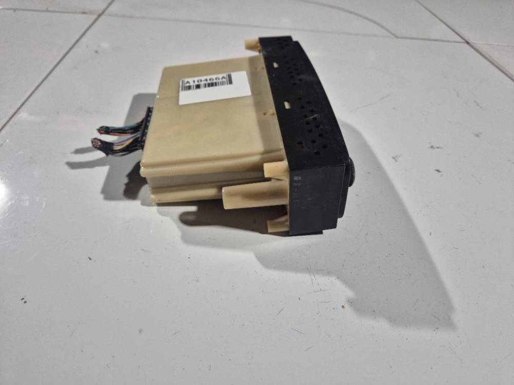 MR360372 Mitsubishi Galant 1999 Climate Control Panel (heater control switches) - Thumbnail 3