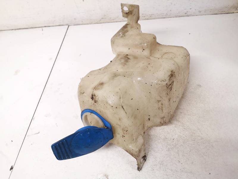 1J0955453FG Volkswagen Golf 1999 Windshield Washer Reservoir tank (WASHER BOTTLE)