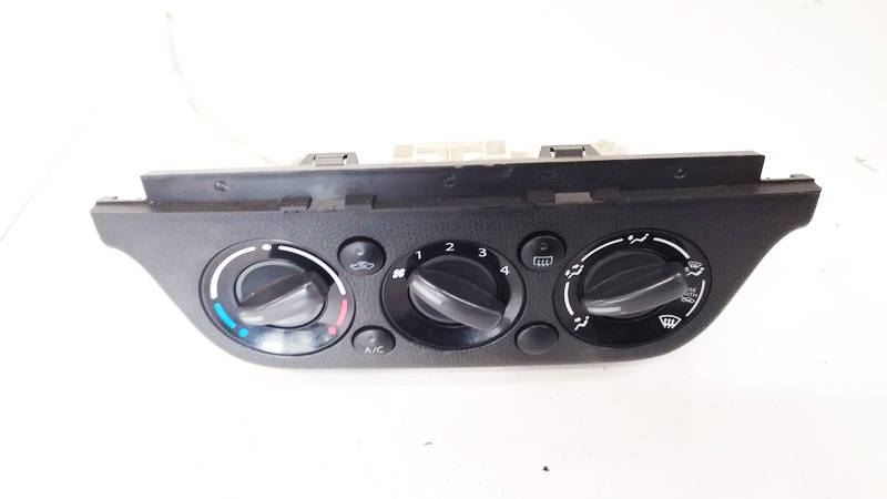 Suzuki Swift 2007 Climate Control Panel (heater control switches)