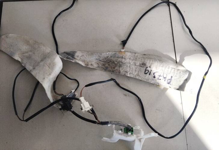 3B0963556B Volkswagen Passat 2002 Sedynes sildymo elementas